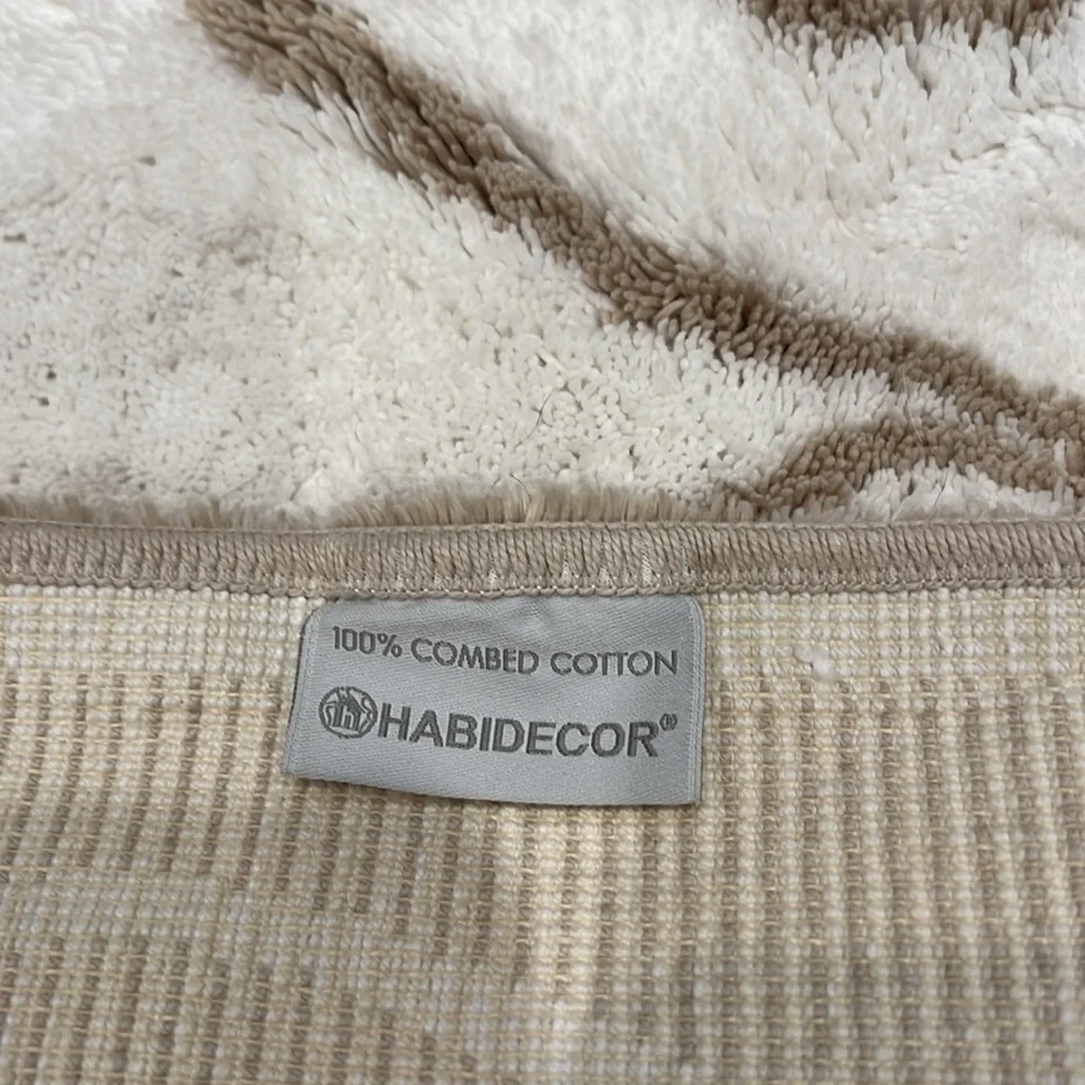 Habidecor Beige & White Rug NWOT Size 24” x 39.5”